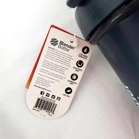 Blender Bottle Set of 2 Blue Special Edition‎ Classic 28oz BPA Free W/ Loop New - Picture 5 of 6
